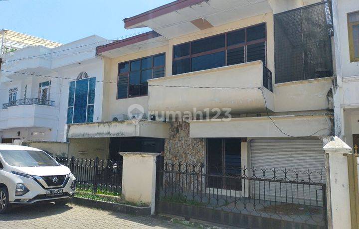 Rumah Komplek Elite Komplek Villa Polonia Indah, Medan Polonia
