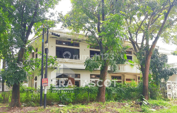 Rumah Hook Lokasi Prime Jalan Kolonel Mas Kadiran, Medan Polonia