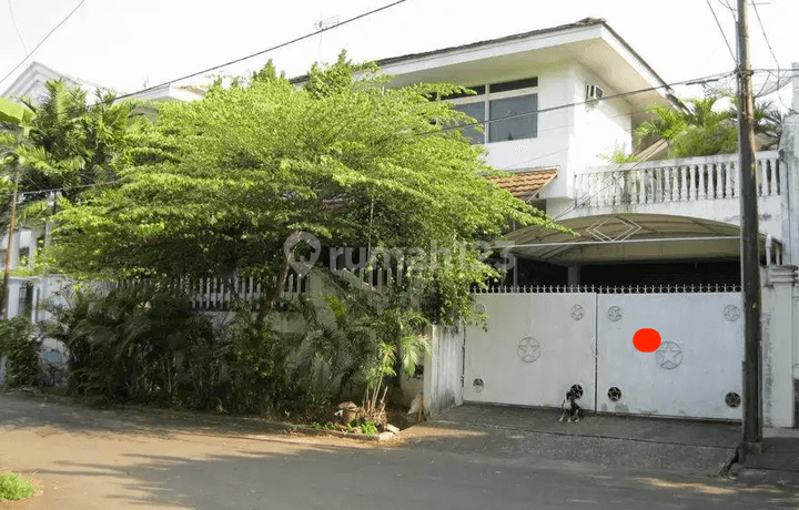 Rumah Komplek Simprug Garden, 600 M Ke Rs Pertamina Simprug
