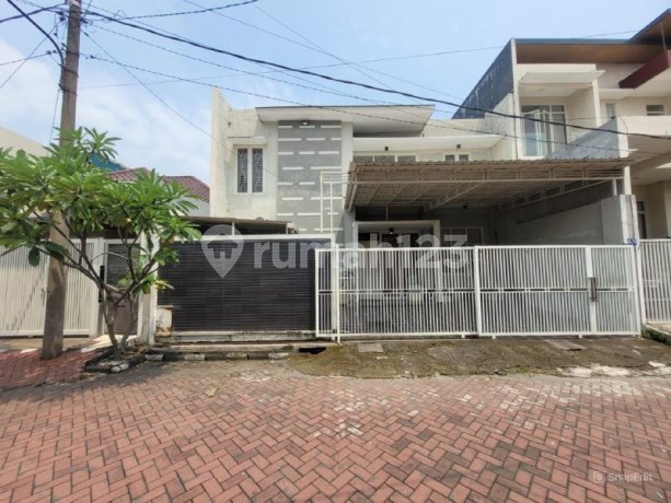 Rumah di Persada Prapen Mas Surabaya Kondisi Bagus dan Terawat