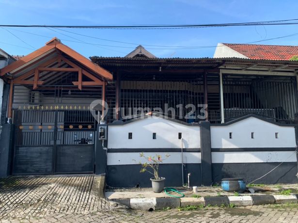 Beautiful House in Surya Inti Permata, Juanda, Sidoarjo, Ready to Occupy Beautiful House in Surya Inti Permata, Juanda, Sidoarjo, Ready to Occupy