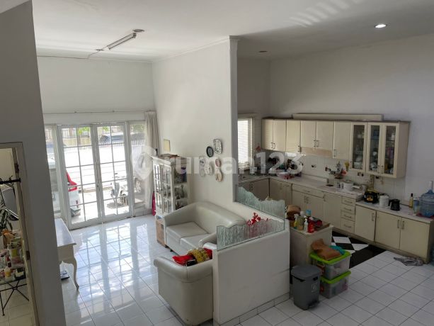 Strategic Beautiful House in a Favorite Complex in Sunter, North Jakarta Strategic Beautiful House in a Favorite Complex in Sunter, North Jakarta