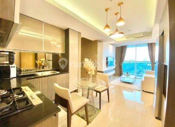 Apartemen Springhill Terrace Hook Lantai Tinggi, Kemayoran, Jakarta Pusat