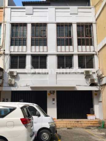 Ruko Gandeng Murah 4 Lantai di Cempaka Mas, Jakarta Pusaat Ruko Gandeng Murah 4 Lantai di Cempaka Mas, Jakarta Pusaat