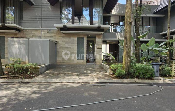 Rumah Mewah Di Perumahan Premium Hyarta Residence Ngaglik Sleman