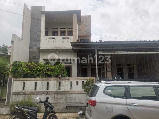 Rumah 2 Lantai Siap Huni di Perumahan Mutiara Gading Riviera