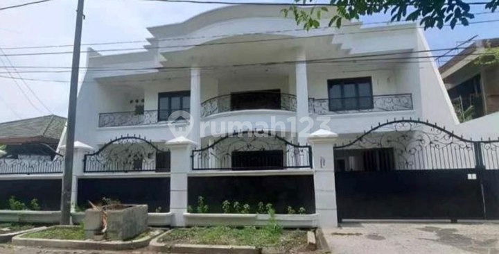 Rumah Classic Ketintang Baru, Dekat Jalan Raya Ahmad Yani & Ketintang, Unesa Ketintang, Universitas Telkom, Universitas Bhayangkara