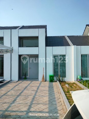 Rumah Modern Industrial The Cemandi, Sedati, Sidoarjo