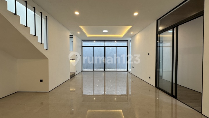 Ready-to-Occupy Minimalist House in Batununggal Lestari