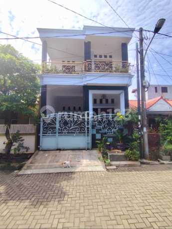 House in Mahkota Simprug Ciledug Tangerang Housing Complex House in Mahkota Simprug Ciledug Tangerang Housing Complex