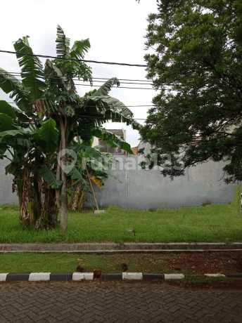 Lot METRO PERMATA 2 near the housing complex gate Lot METRO PERMATA 2 near the housing complex gate