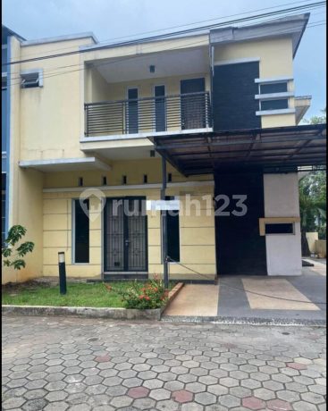 Dijual Cepat - Rumah Hook Eksklusif Bellavista Town House Jatimakmur - Pondok Gede Dijual Cepat - Rumah Hook Eksklusif Bellavista Town House Jatimakmur - Pondok Gede