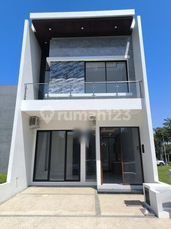 Rumah Baru Gress Minimalis Pakuwon City