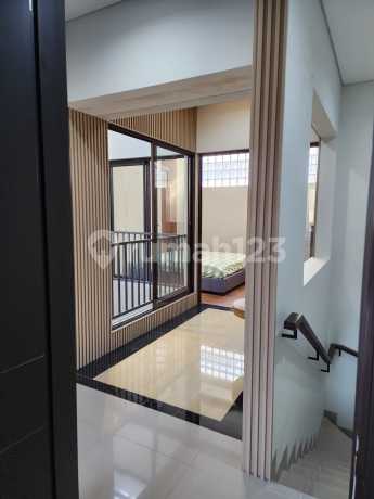 Summarecon, Bandung Rumah Sudah Full renovasi + Full Furnished 