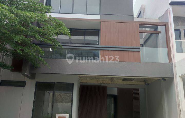 Rumah Mewah Bagus 4 Lantai Givency One Tipe Channel Inti Kota Medan Helvetia