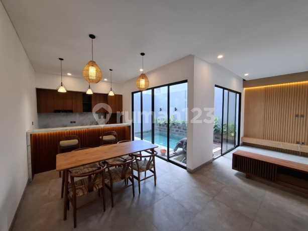 Vila Baru di Jalan Bal Clif, Ungasan. One Gated Community. Vila Baru di Jalan Bal Clif, Ungasan. One Gated Community.