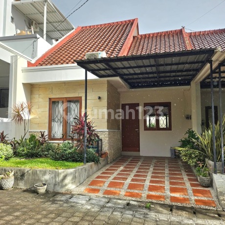 Rumah 1 Lantai Cantik di Bale Park, Kerobokan Dekat Seminyak