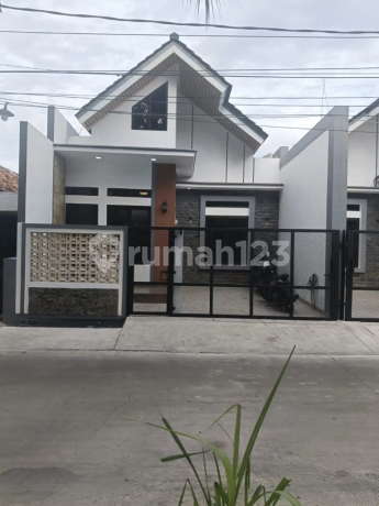 Dijual Cepat Rumah Siap Huni di Barata Harapan Jaya Bekasi