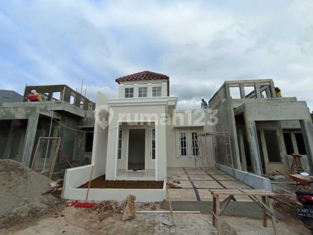 Hunian Bagus Murah Strategis Griya Rosela