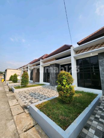 Hunian Mewah Bagus Murah Redy Siap Huni Cipadu Hunian Mewah Bagus Murah Redy Siap Huni Cipadu