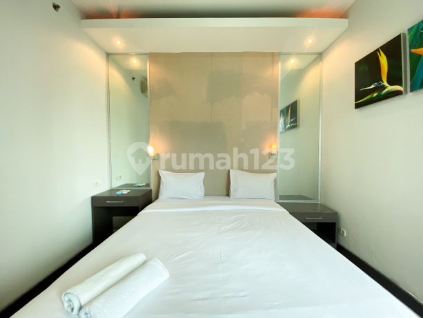 Furnished Apartemen Crown Court Executive Condominium