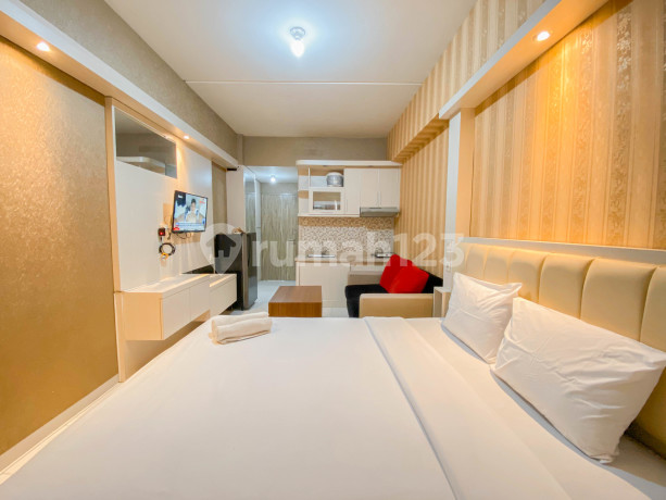 Furnished Apartemen Candiland Dekat Citraland Mall Semarang