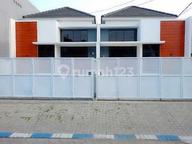 Rumah Baru Perum Bluru Permai Sidoarjo Kota