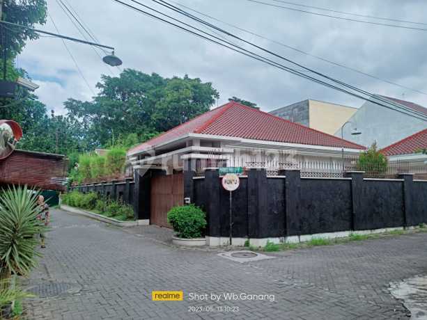 Rumah Mewah 1 Lantai, Tanah Luas di Pogung Baru Jl. Pandega Marta Rumah Mewah 1 Lantai, Tanah Luas di Pogung Baru Jl. Pandega Marta