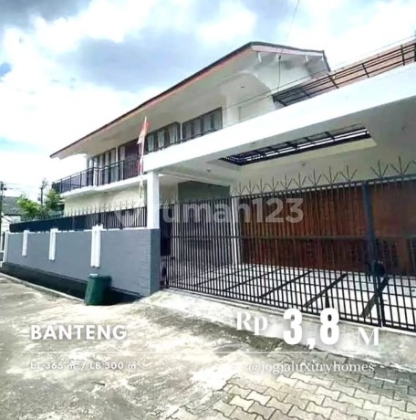 Rumah Mewah Jalan Kaliurang Km 7 Banteng Raya