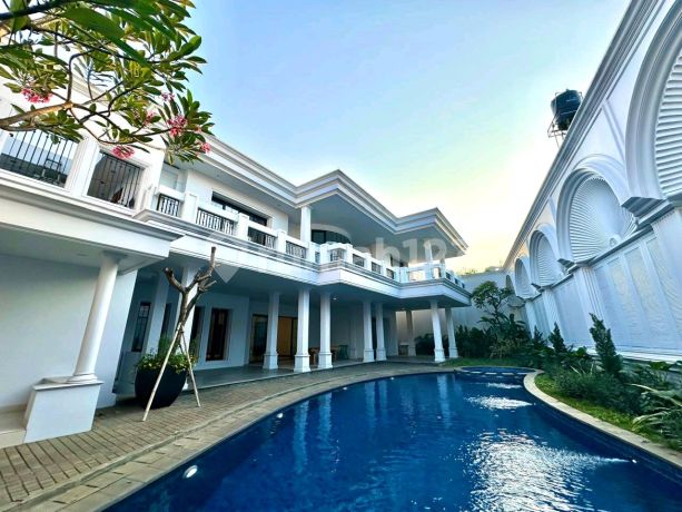 Jual Rumah Bagus SHM di Pondok Indah Jakarta Selatan