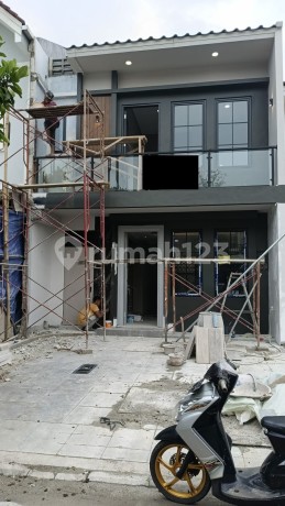 Rumah Baru Minimalis Modern Kamar 4 Taman Britania Lippo Utara