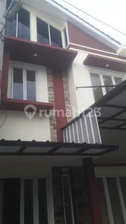 Rumah Malaka Terrace, Cipayung, shm, 2 lantai, harga 1,2M