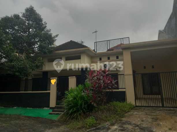 Rumah Siap Huni , Kondisi Bagus Puri Palma"Araya" Malang Rumah Siap Huni , Kondisi Bagus Puri Palma"Araya" Malang