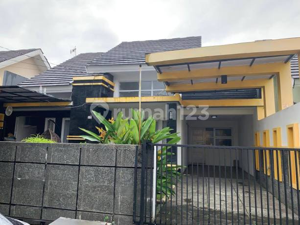 Rumah Bagus SHM Di Delta Casabella Waru Sidoarjo Sk 09