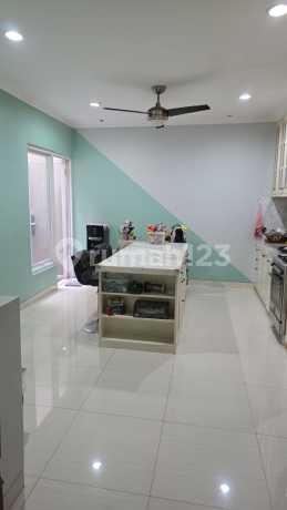 Beautiful House Ready to Occupy 2 Floors in Premier Park 2 Modernland Tangerang Beautiful House Ready to Occupy 2 Floors in Premier Park 2 Modernland Tangerang
