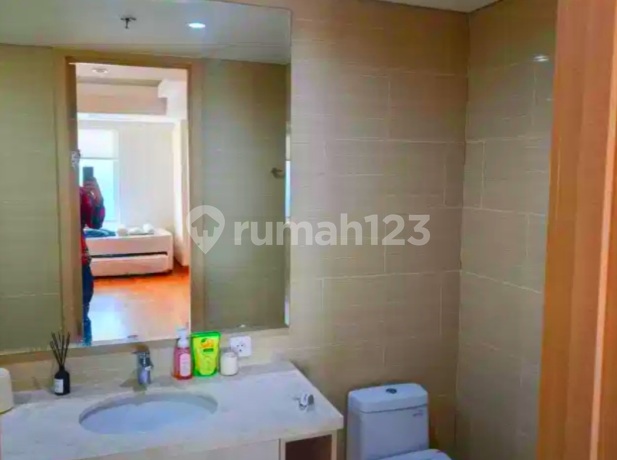 One Icon Apartment Near Galaxy Mall Surabaya