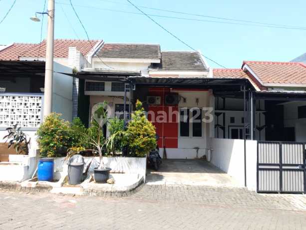 House in Erfina Kencana Regency Pakansari Cibinong