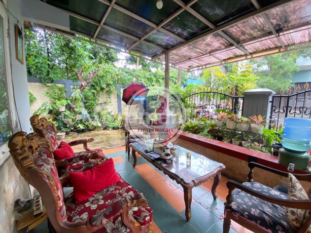 Rumah Dijual Posisi Pojok di Kuricang Bintaro Jaya Sektor 3 Rumah Dijual Posisi Pojok di Kuricang Bintaro Jaya Sektor 3