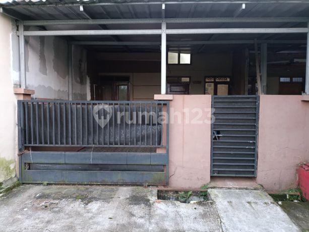 Rumah Minimalis Hadap Selatan Perumahan Parahyangan Gallery Kutawaringin Bandung Rumah Minimalis Hadap Selatan Perumahan Parahyangan Gallery Kutawaringin Bandung