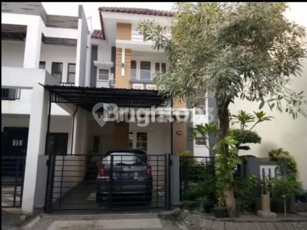 Rumah Kebonsari Regency Bersih Terawat, Semi Furnish, One Gate System, Lingkungan Nyaman Rumah Kebonsari Regency Bersih Terawat, Semi Furnish, One Gate System, Lingkungan Nyaman