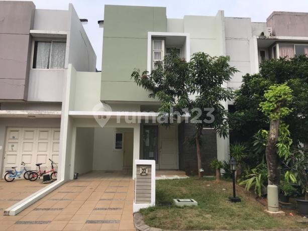 House.2.floors.near.the.spring.sport.club