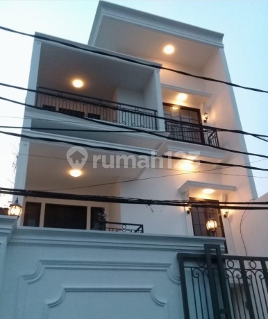 Rumah Dijual Jl Komplek Bpk 3, Baru, Siap Huni, Bagus Rumah Bagus SHM di Jl. Komplek Bpk III No.8, Kebon Jeruk, Kebon Jeruk, Kota Jakarta Barat, DKI Jakarta, Indonesia, 11530, Kepa Duri Rumah Dijual Jl Komplek Bpk 3, Baru, Siap Huni, Bagus Rumah Bagus SHM di Jl. Komplek Bpk III No.8, Kebon Jeruk, Kebon Jeruk, Kota Jakarta Barat, DKI Jakarta, Indonesia, 11530, Kepa Duri
