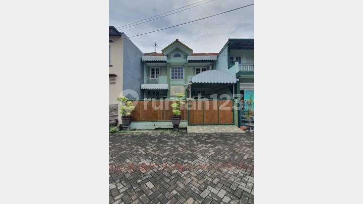 DIJUAL RUMAH MURAH 2 LANTAI ROW 3 MOBIL ONE GATE SISTEM DI KALIKEPITING