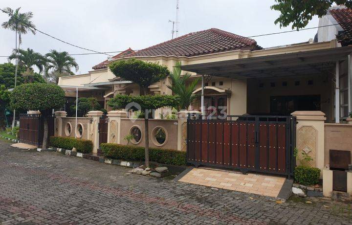 Rumah Srondol Bumi Indah Banyumanik Semarang