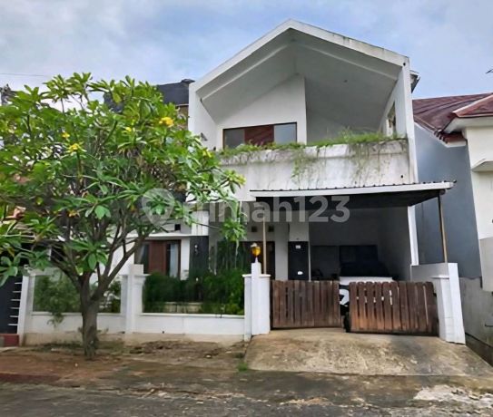 Rumah Mega Bukit Mas Banyumanik Siap Huni