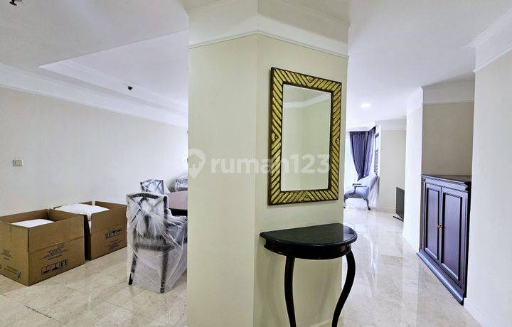 3 Bedrooms Apartment For Rent Near JIS & PIM, Pondok Indah