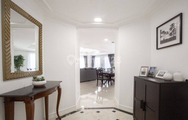 3 Bedroom Apartment Pondok Indah View Golf Dekat JIS dan PIM