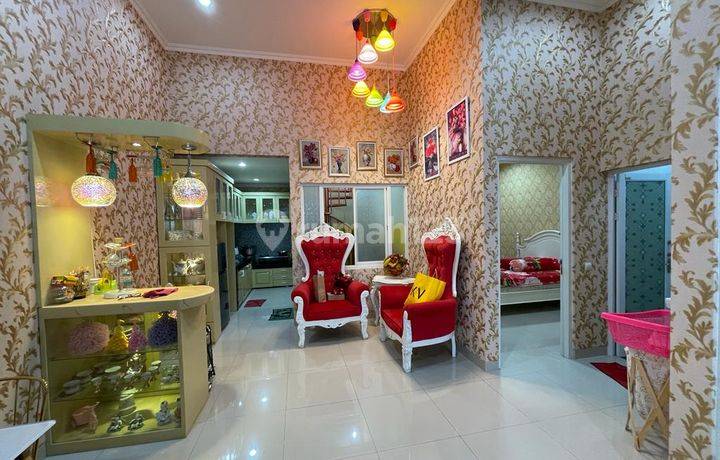 Rumah bagus 1,5 lantai full furnished di perum cluster Gaia Residence