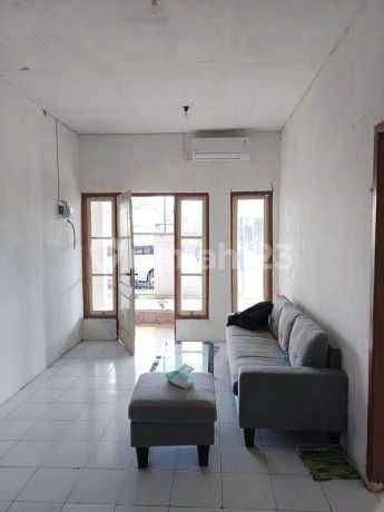 RUMAH TYPE HOOK DAN ADA TEMPAT USAHA DI PERUM SURYA ASRI SIDOARJO RUMAH TYPE HOOK DAN ADA TEMPAT USAHA DI PERUM SURYA ASRI SIDOARJO