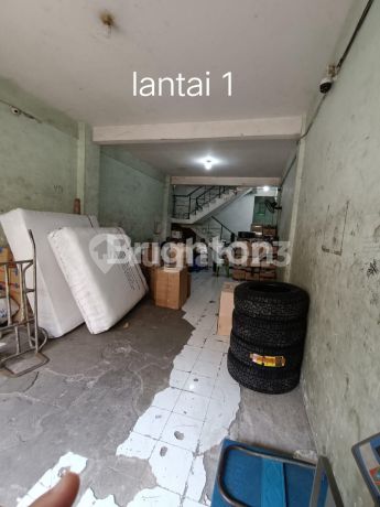 TURUN HARGA... RUKO PENGAMPON SQUARE 3,5 LANTAI TURUN HARGA... RUKO PENGAMPON SQUARE 3,5 LANTAI